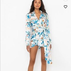 Mini floral dress, size small, brand new with tags